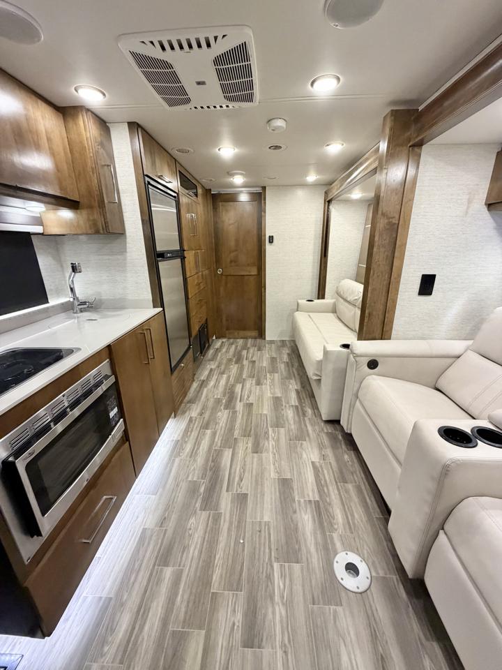 Mercedes-Benz Sprinter 3500 170-in. WB 2019