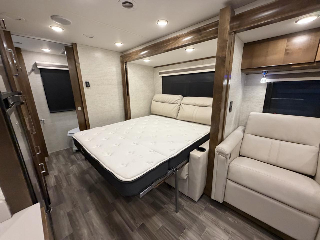 Mercedes-Benz Sprinter 3500 170-in. WB 2019