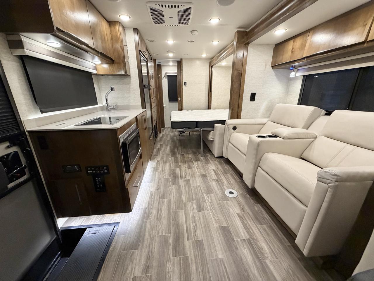 Mercedes-Benz Sprinter 3500 170-in. WB 2019