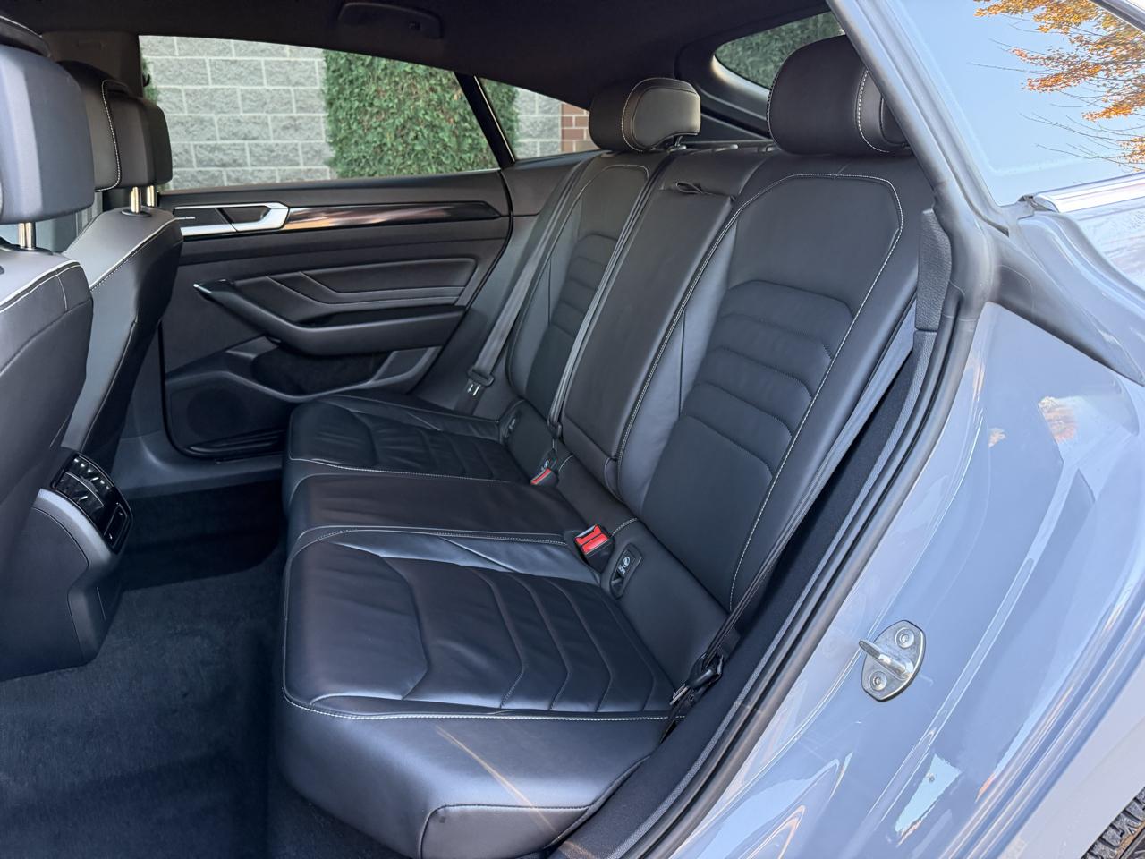 Volkswagen Arteon SEL Premium R-Line 4MOTION 2023