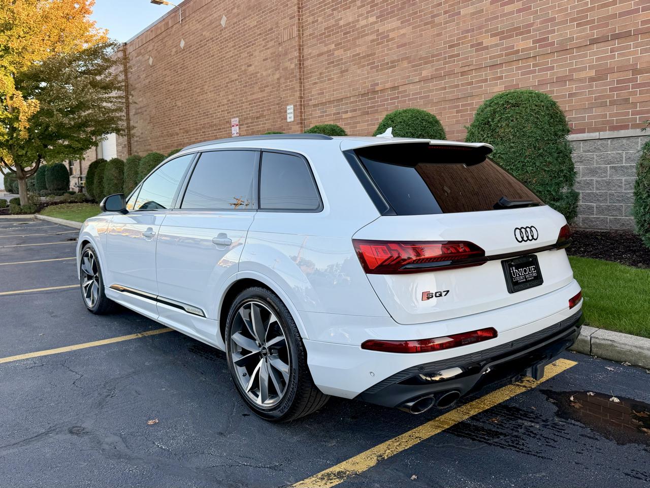 Audi SQ7 Prestige TFSI quattro 2023