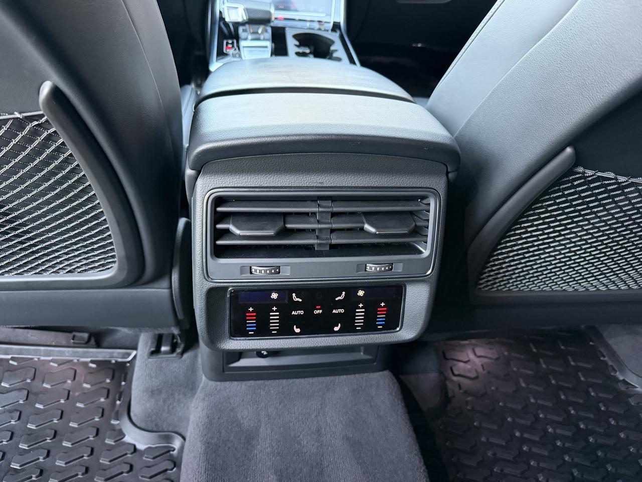 Audi SQ7 Prestige TFSI quattro 2023