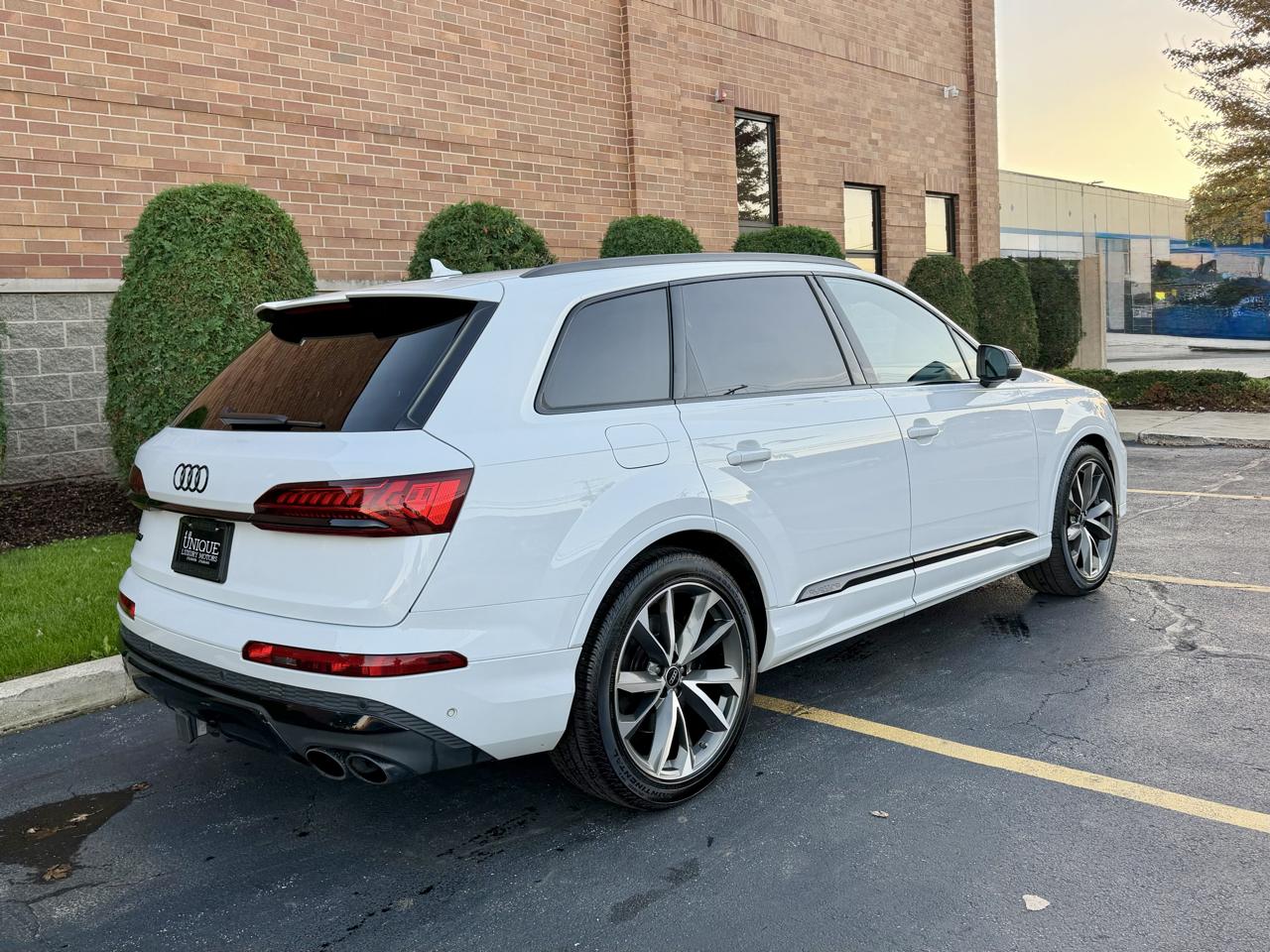 Audi SQ7 Prestige TFSI quattro 2023