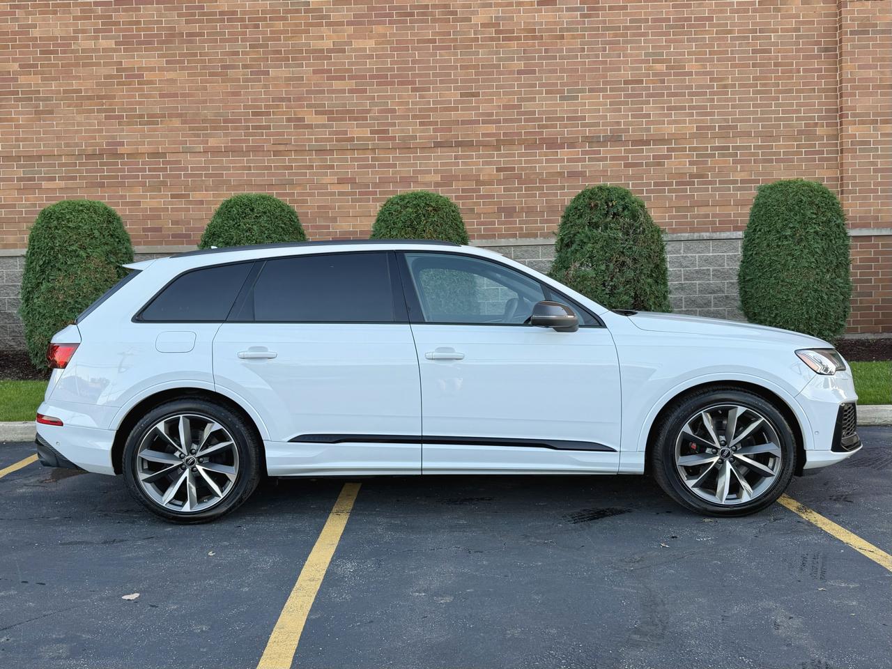 Audi SQ7 Prestige TFSI quattro 2023