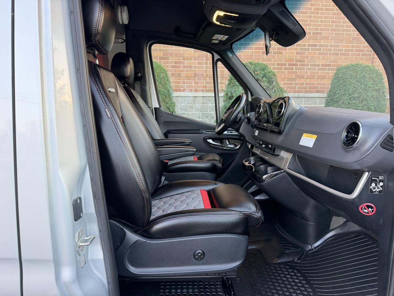Mercedes-Benz Sprinter 3500 XD 170-in. WB 2023
