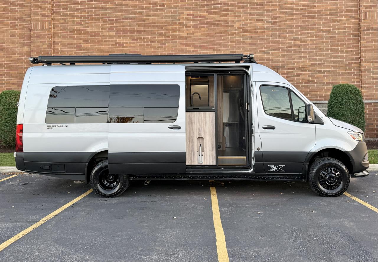 Mercedes-Benz Sprinter 3500 XD 170-in. WB 2023