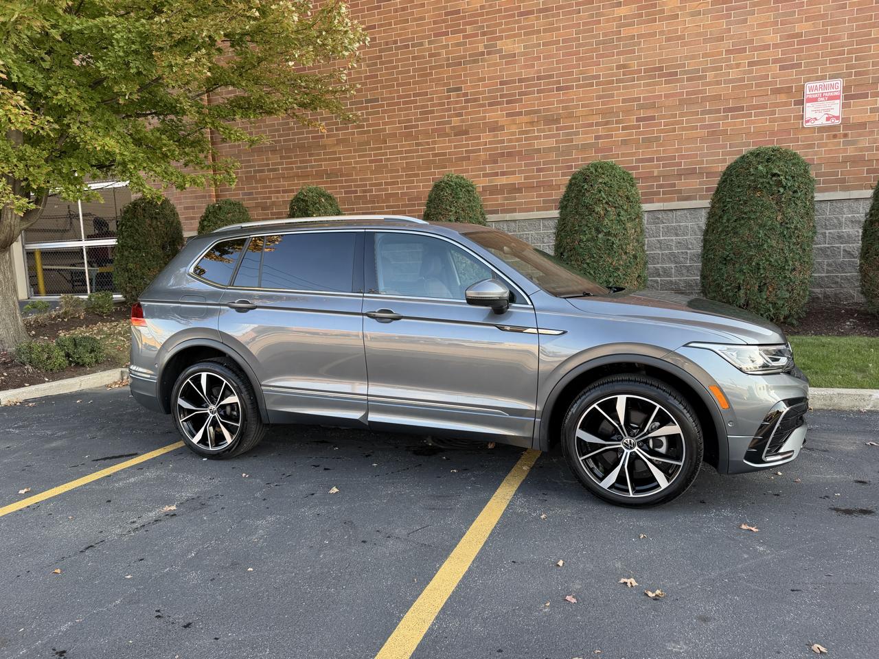 Volkswagen Tiguan SEL R-Line 4MOTION 2024