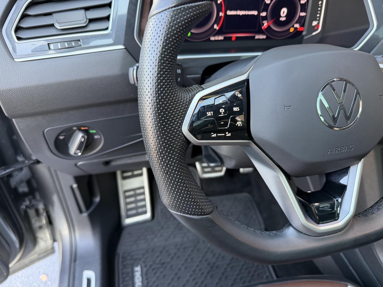 Volkswagen Tiguan SEL R-Line 4MOTION 2024