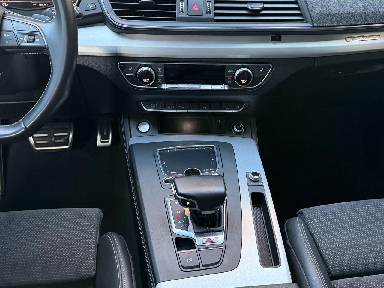 Audi SQ5 3.0T Premium Plus quattro 2020