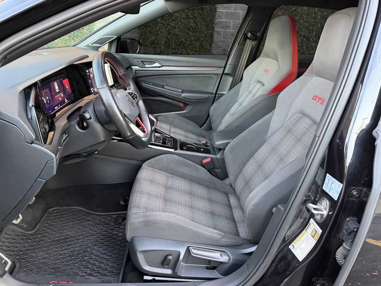 Volkswagen Golf GTI SE 6M 2024