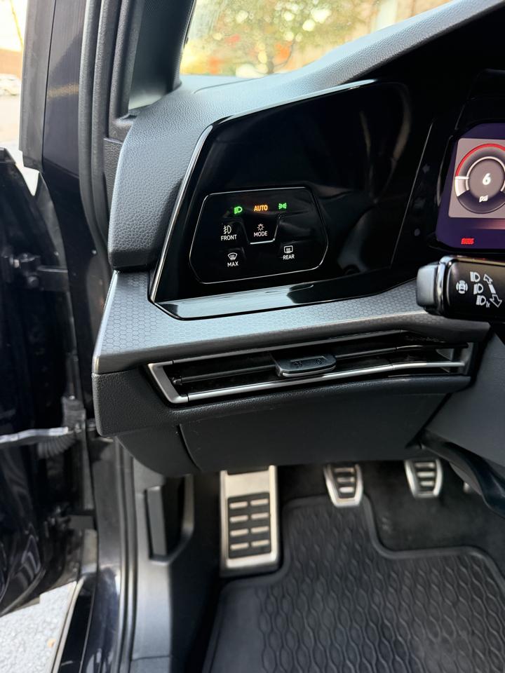 Volkswagen Golf GTI SE 6M 2024
