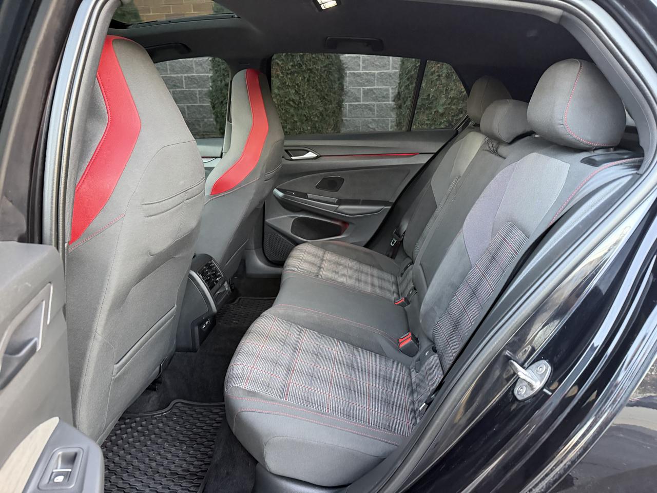 Volkswagen Golf GTI SE 6M 2024