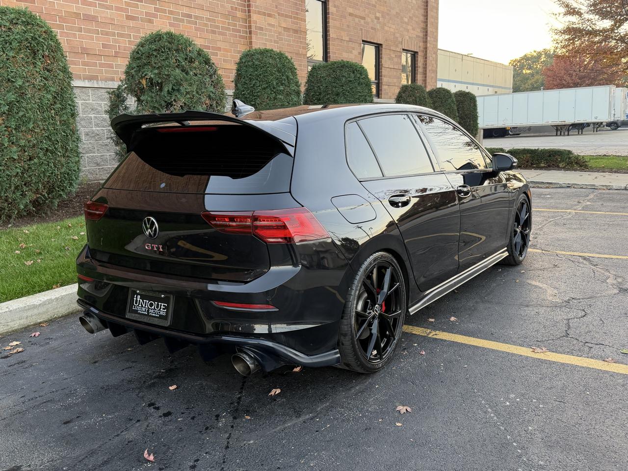 Volkswagen Golf GTI SE 6M 2024
