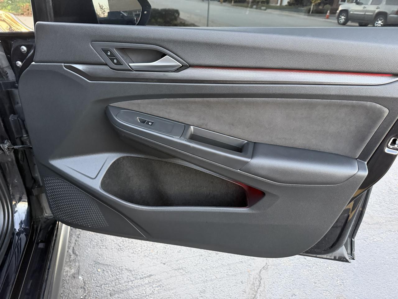Volkswagen Golf GTI SE 6M 2024