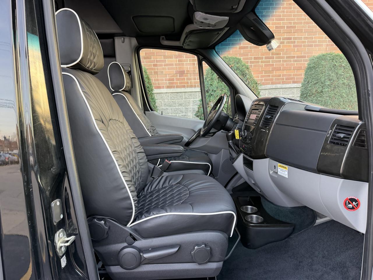Mercedes-Benz Sprinter 3500 170-in. WB 2016