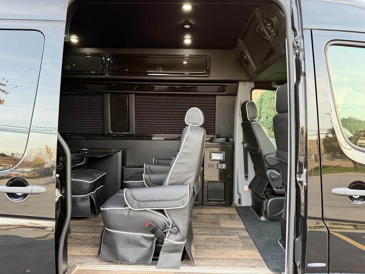 Mercedes-Benz Sprinter 3500 170-in. WB 2016