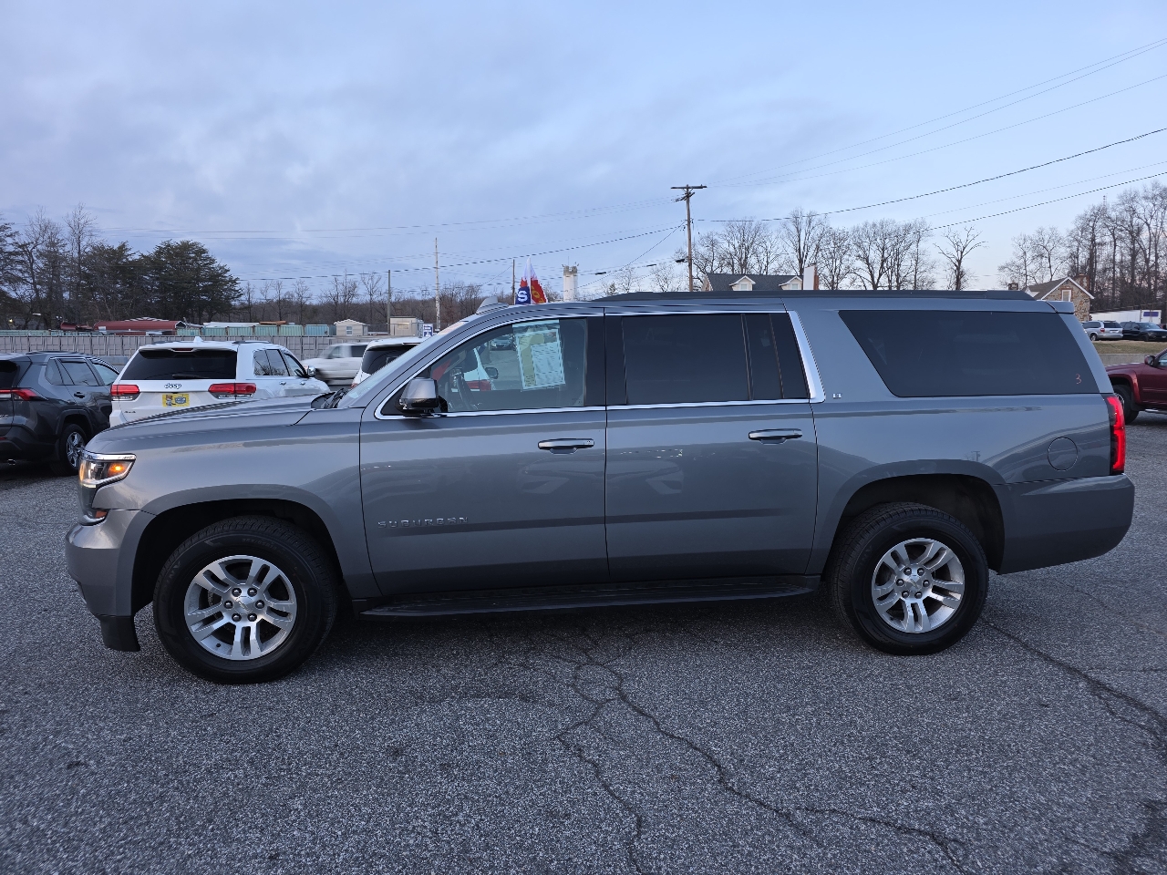 Chevrolet Suburban LT 4WD 2019