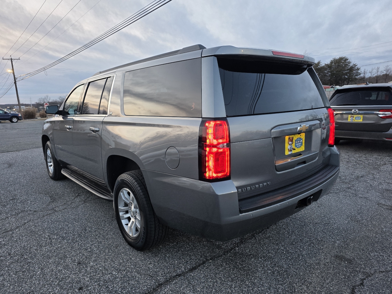 Chevrolet Suburban LT 4WD 2019