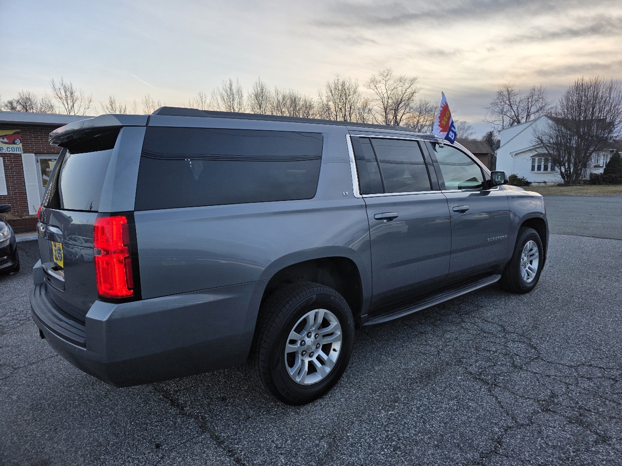 Chevrolet Suburban LT 4WD 2019