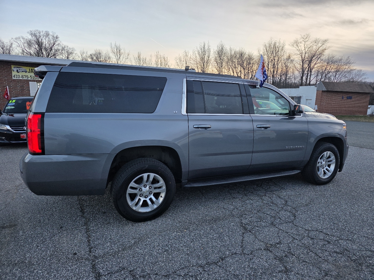 Chevrolet Suburban LT 4WD 2019