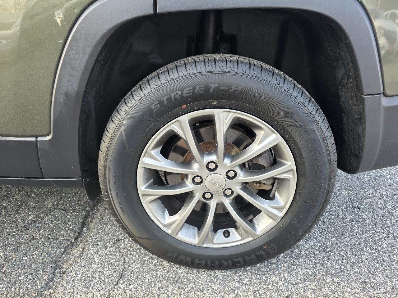 Jeep Cherokee Latitude Plus 4WD 2019