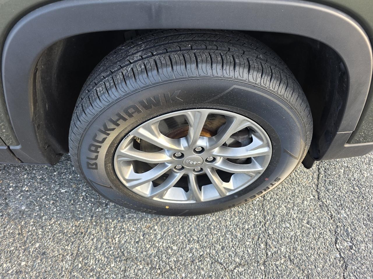 Jeep Cherokee Latitude Plus 4WD 2019