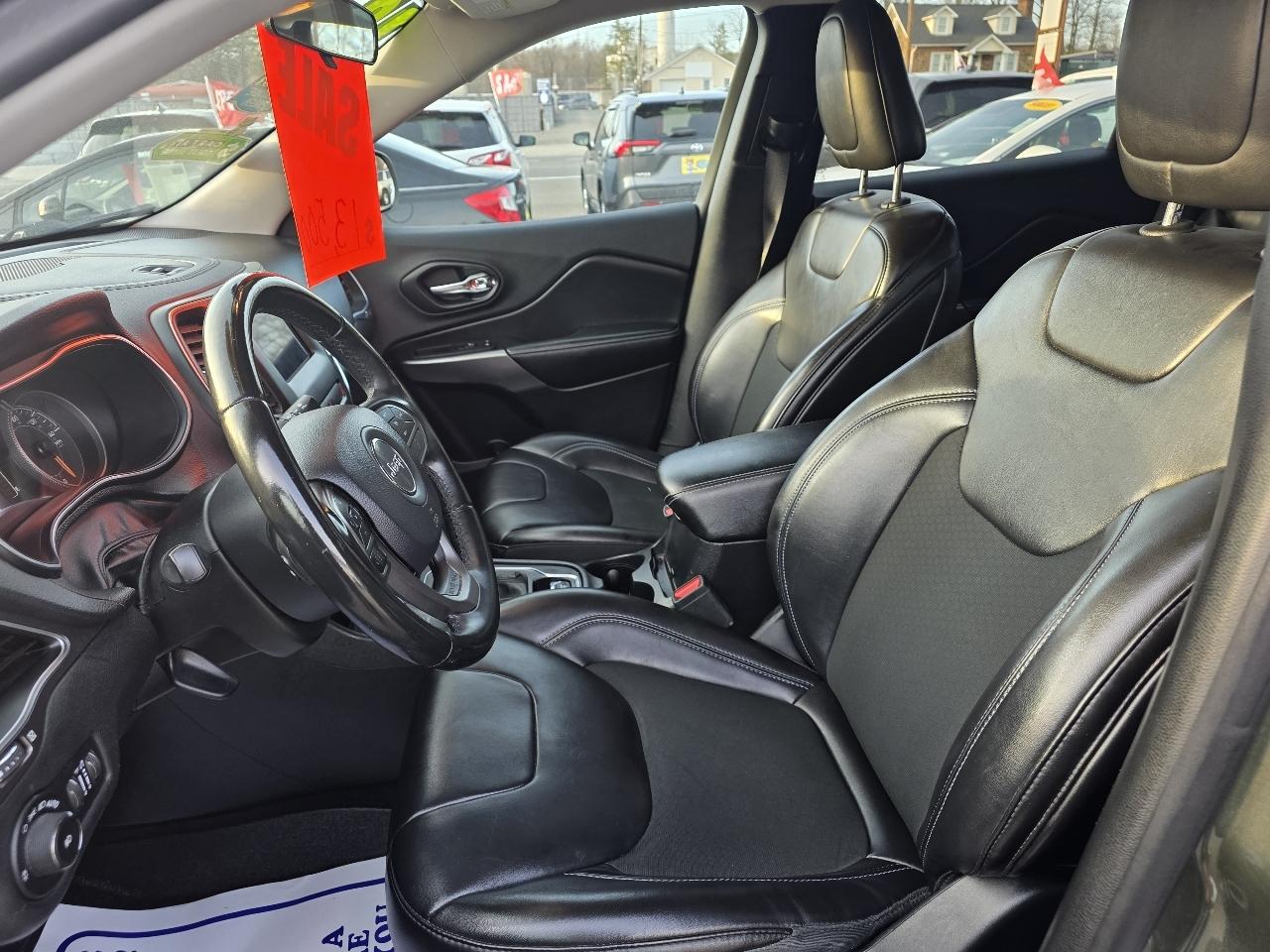 Jeep Cherokee Latitude Plus 4WD 2019