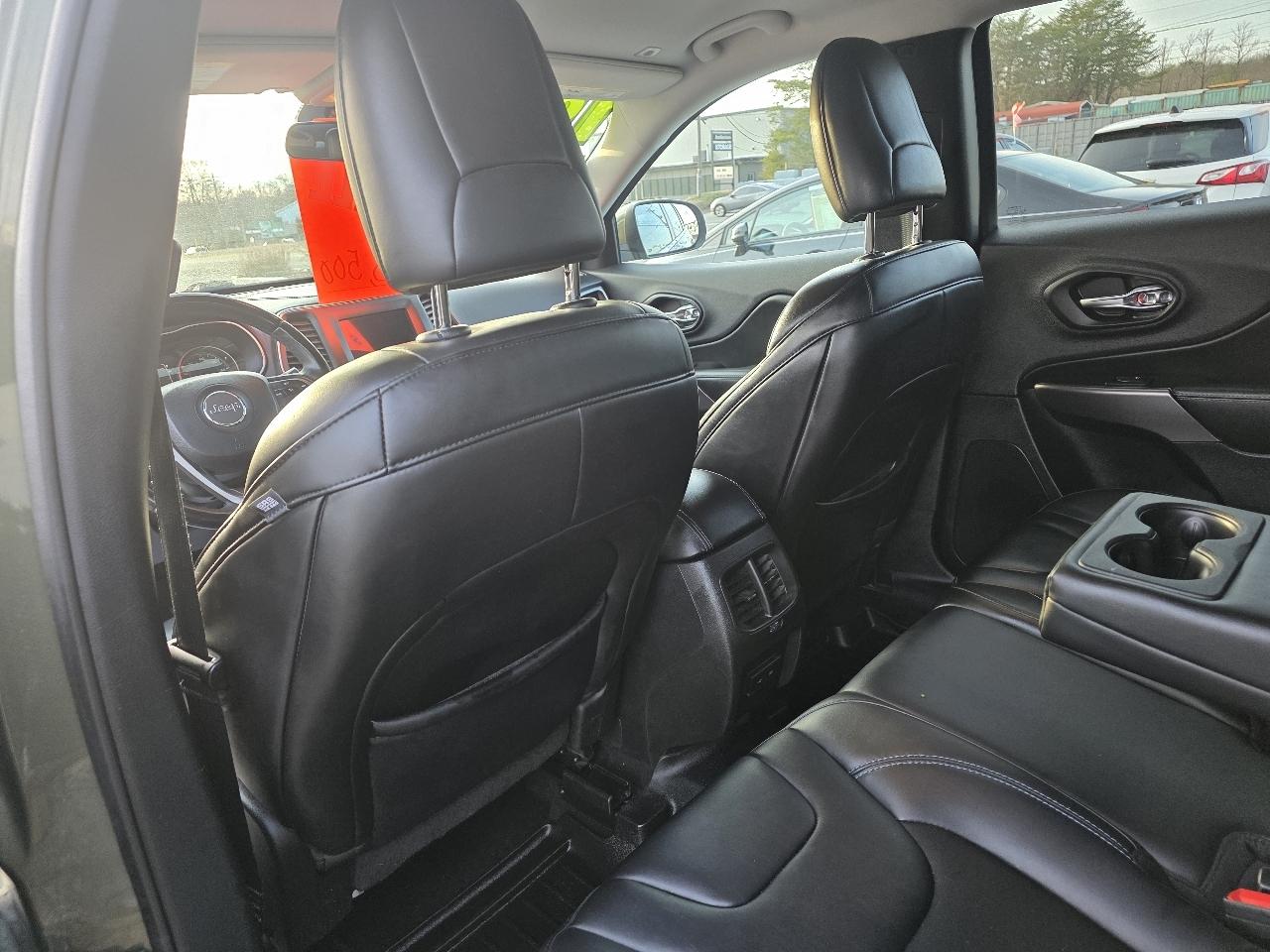 Jeep Cherokee Latitude Plus 4WD 2019