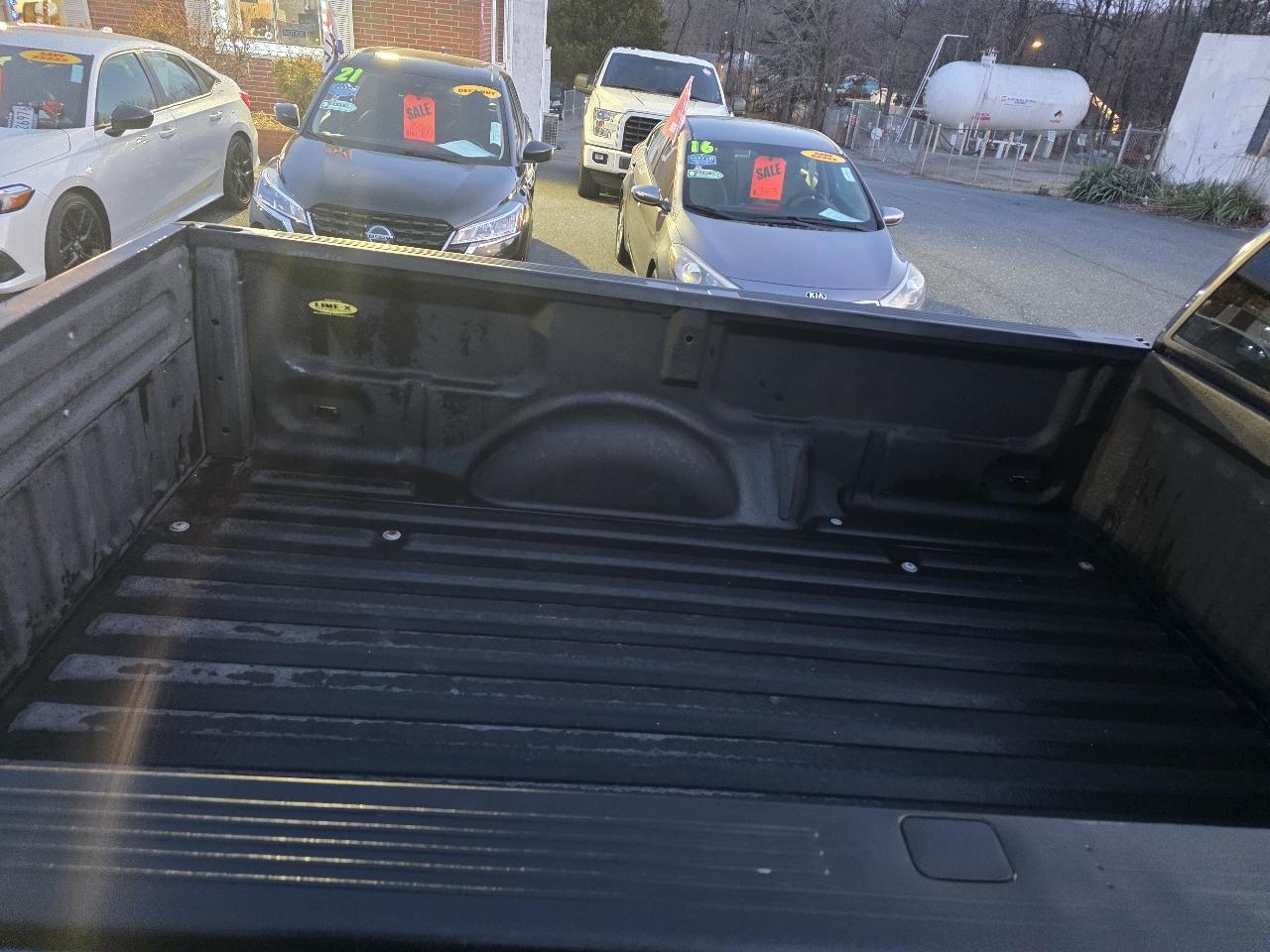 Ford F-150 2WD Reg Cab 145" XLT w/HD Payload Pkg 2008