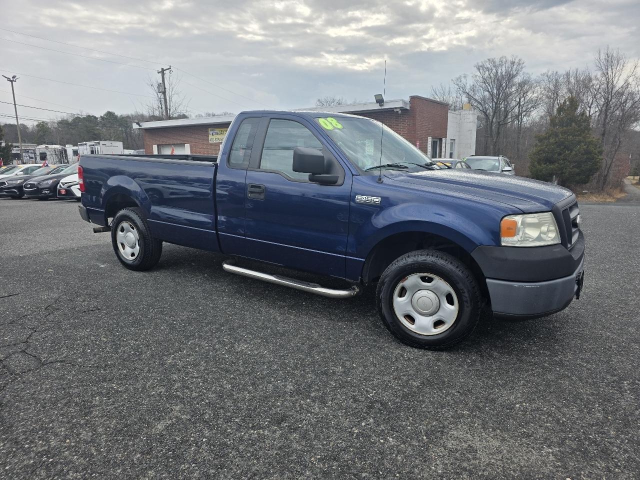 Ford F-150 2WD Reg Cab 145" XLT w/HD Payload Pkg 2008