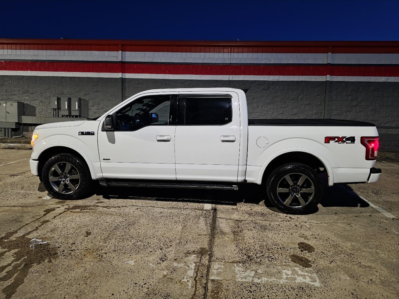 Ford F-150 XLT SuperCrew 5.5-ft. Bed 4WD 2016