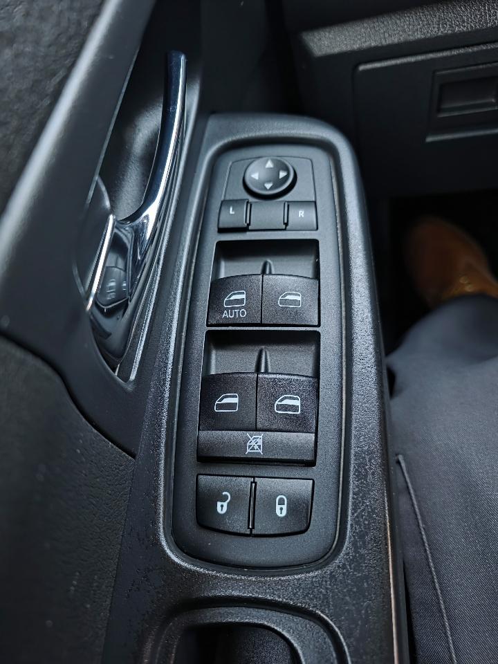 Jeep Liberty Sport 2WD 2011