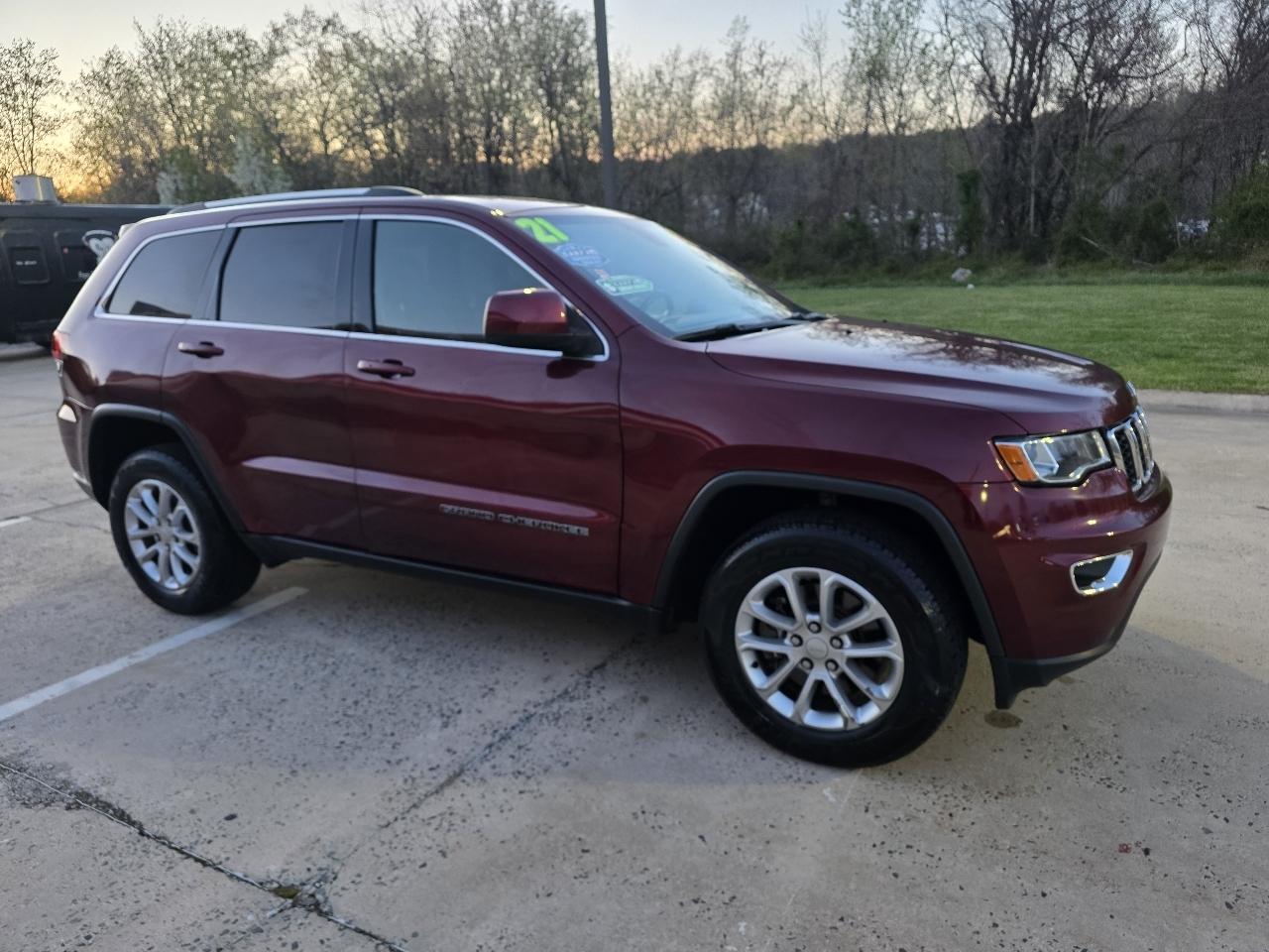 Jeep Grand Cherokee Laredo X 4WD 2021
