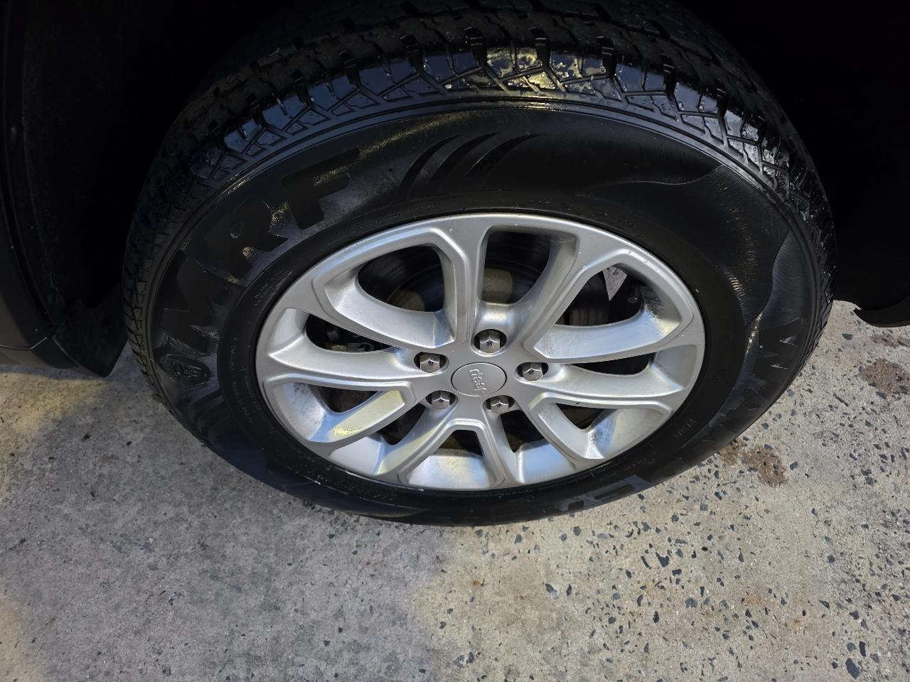 Jeep Grand Cherokee Laredo X 4WD 2021