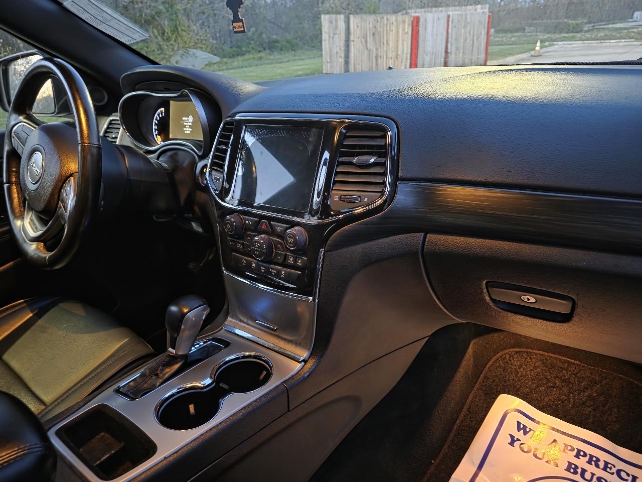 Jeep Grand Cherokee Laredo X 4WD 2021