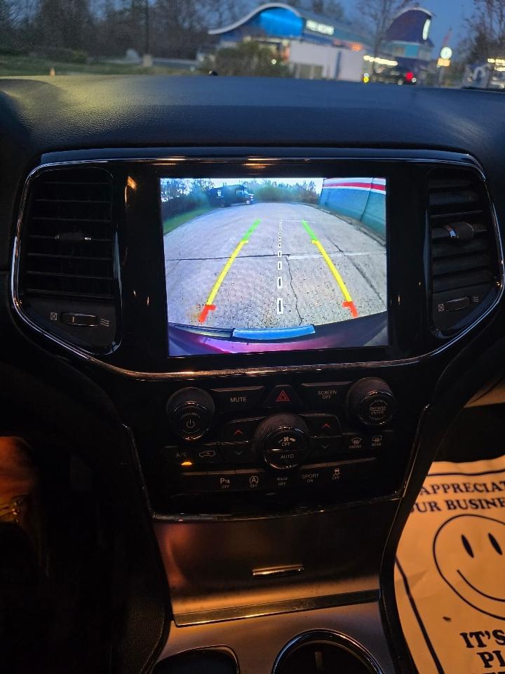 Jeep Grand Cherokee Laredo X 4WD 2021