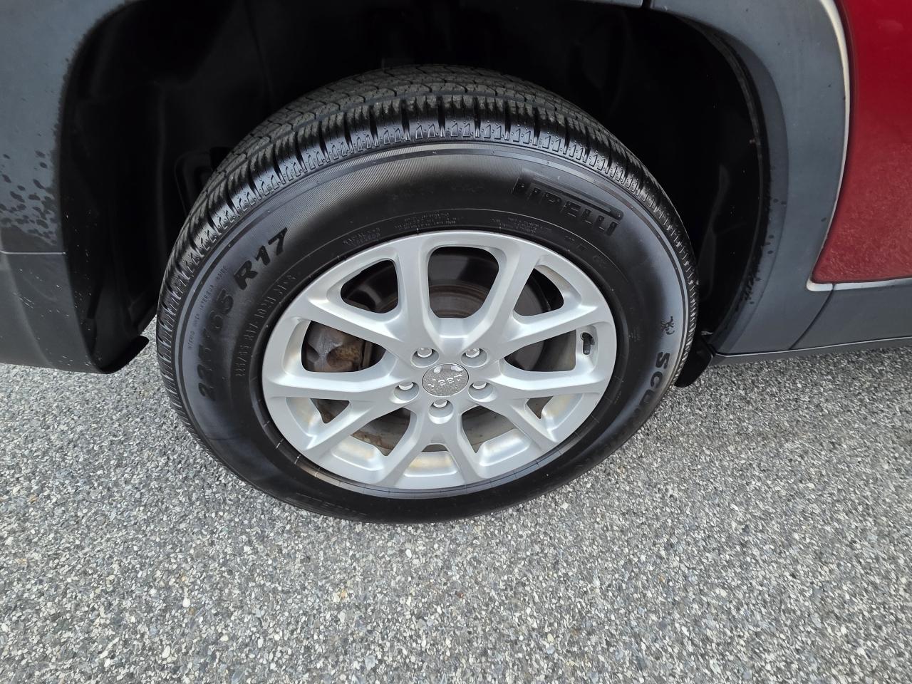 Jeep Cherokee Latitude 4WD 2015