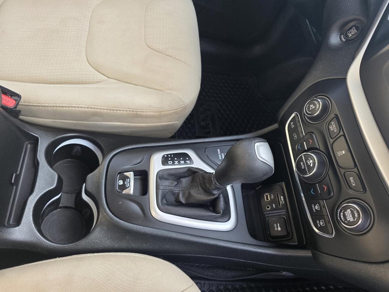 Jeep Cherokee Latitude 4WD 2015