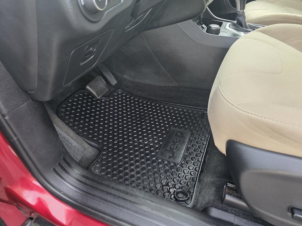 Jeep Cherokee Latitude 4WD 2015