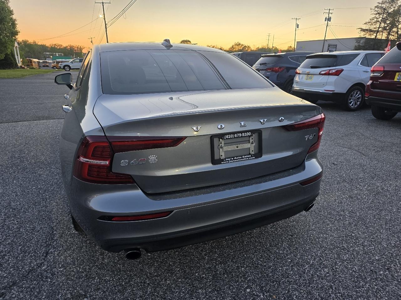 Volvo S60 T6 Momentum AWD 2019