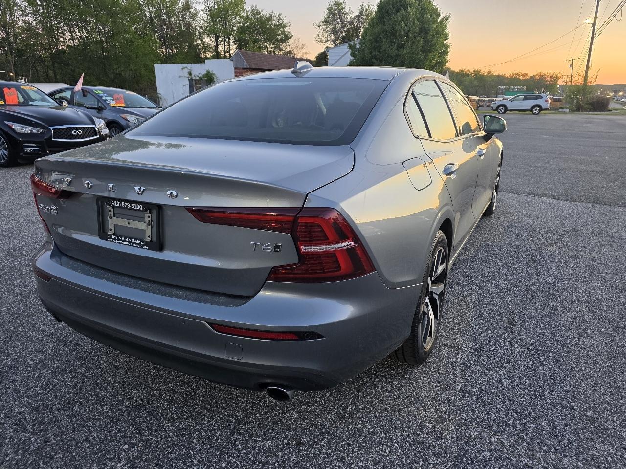Volvo S60 T6 Momentum AWD 2019