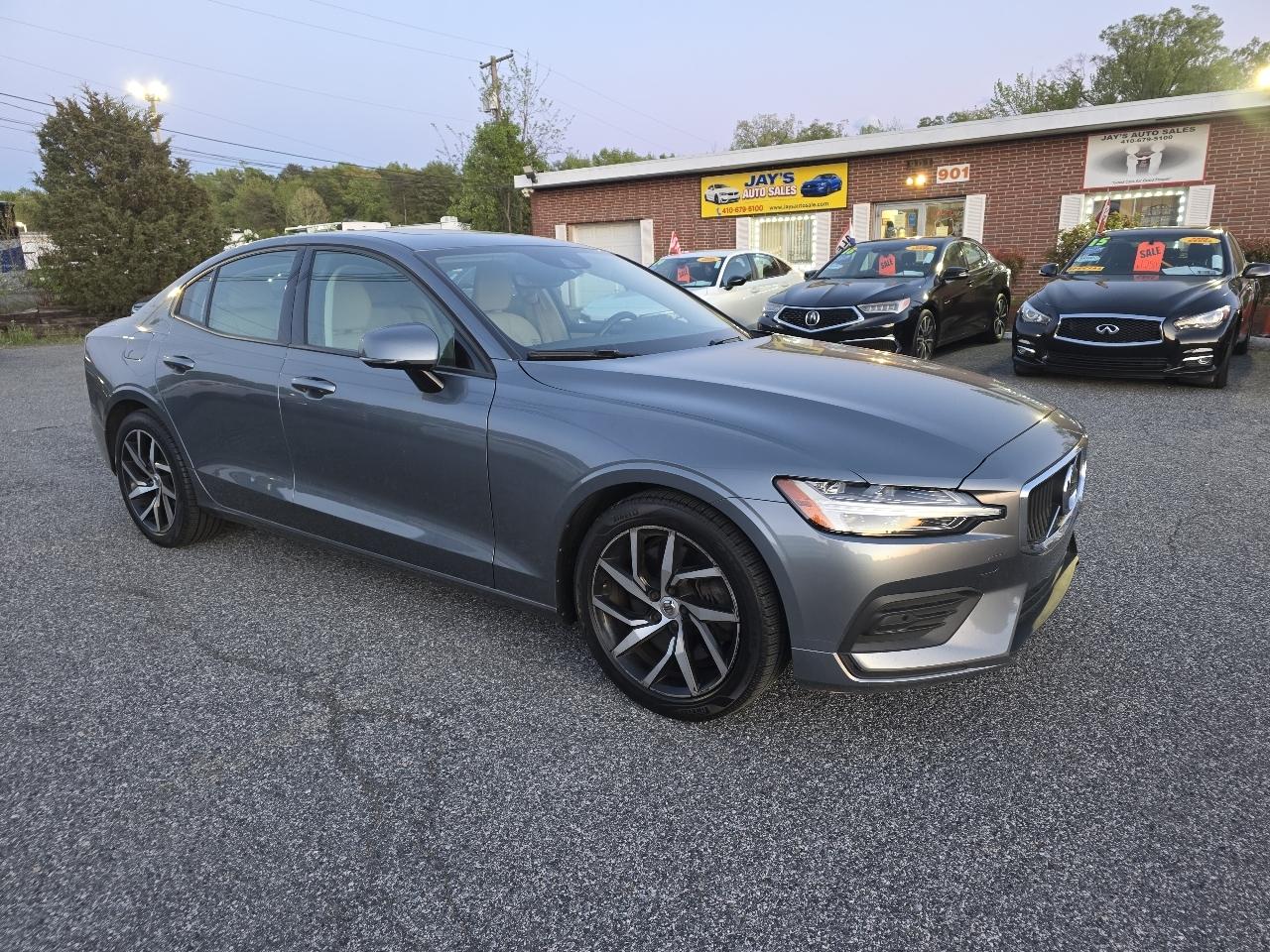 Volvo S60 T6 Momentum AWD 2019