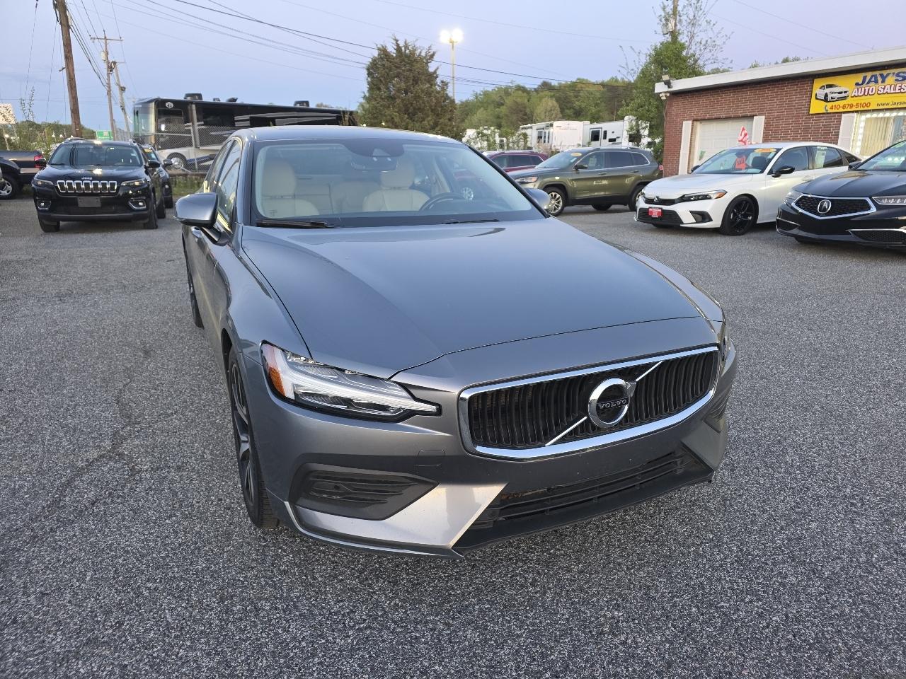 Volvo S60 T6 Momentum AWD 2019