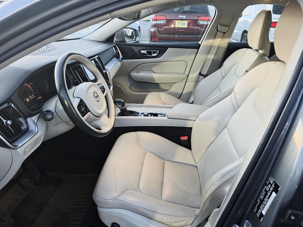Volvo S60 T6 Momentum AWD 2019