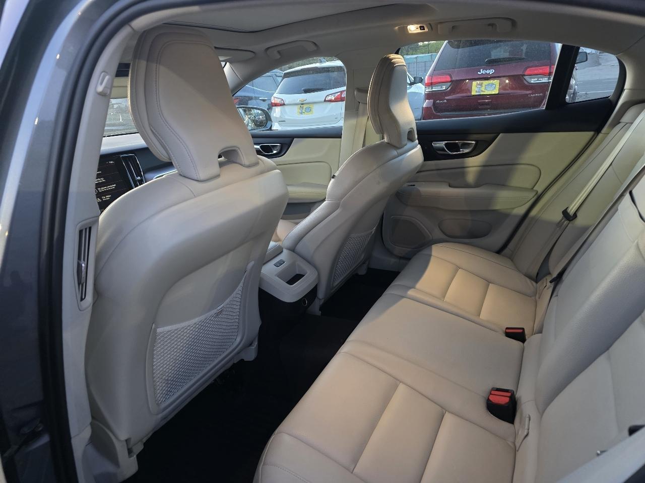 Volvo S60 T6 Momentum AWD 2019