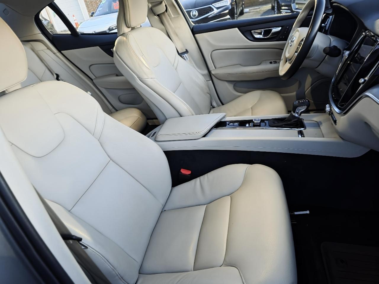 Volvo S60 T6 Momentum AWD 2019