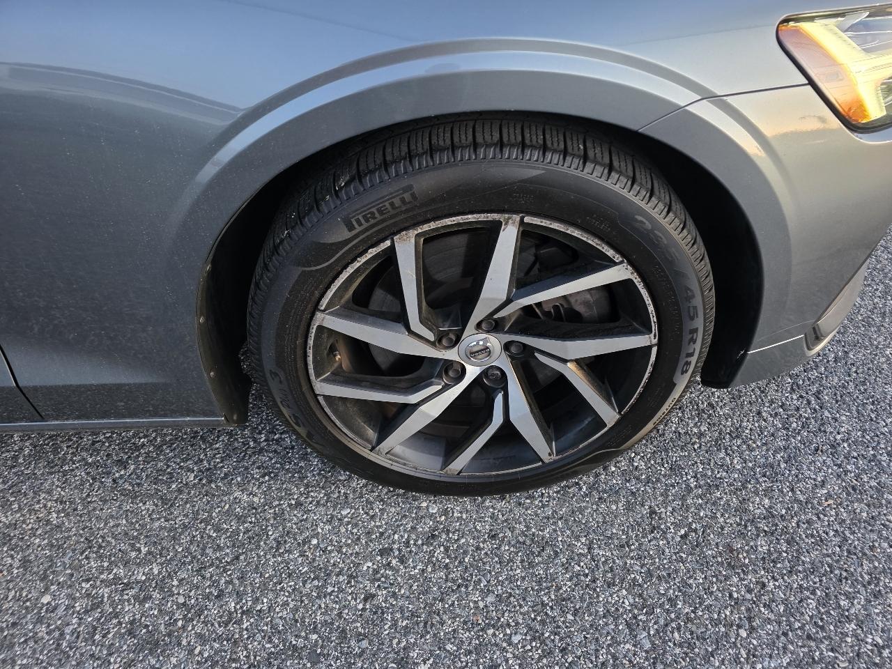 Volvo S60 T6 Momentum AWD 2019
