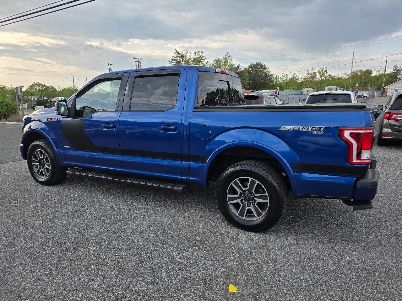 Ford F-150 XLT SuperCrew 5.5-ft. Bed 4WD 2017