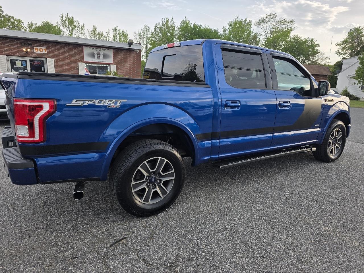 Ford F-150 XLT SuperCrew 5.5-ft. Bed 4WD 2017