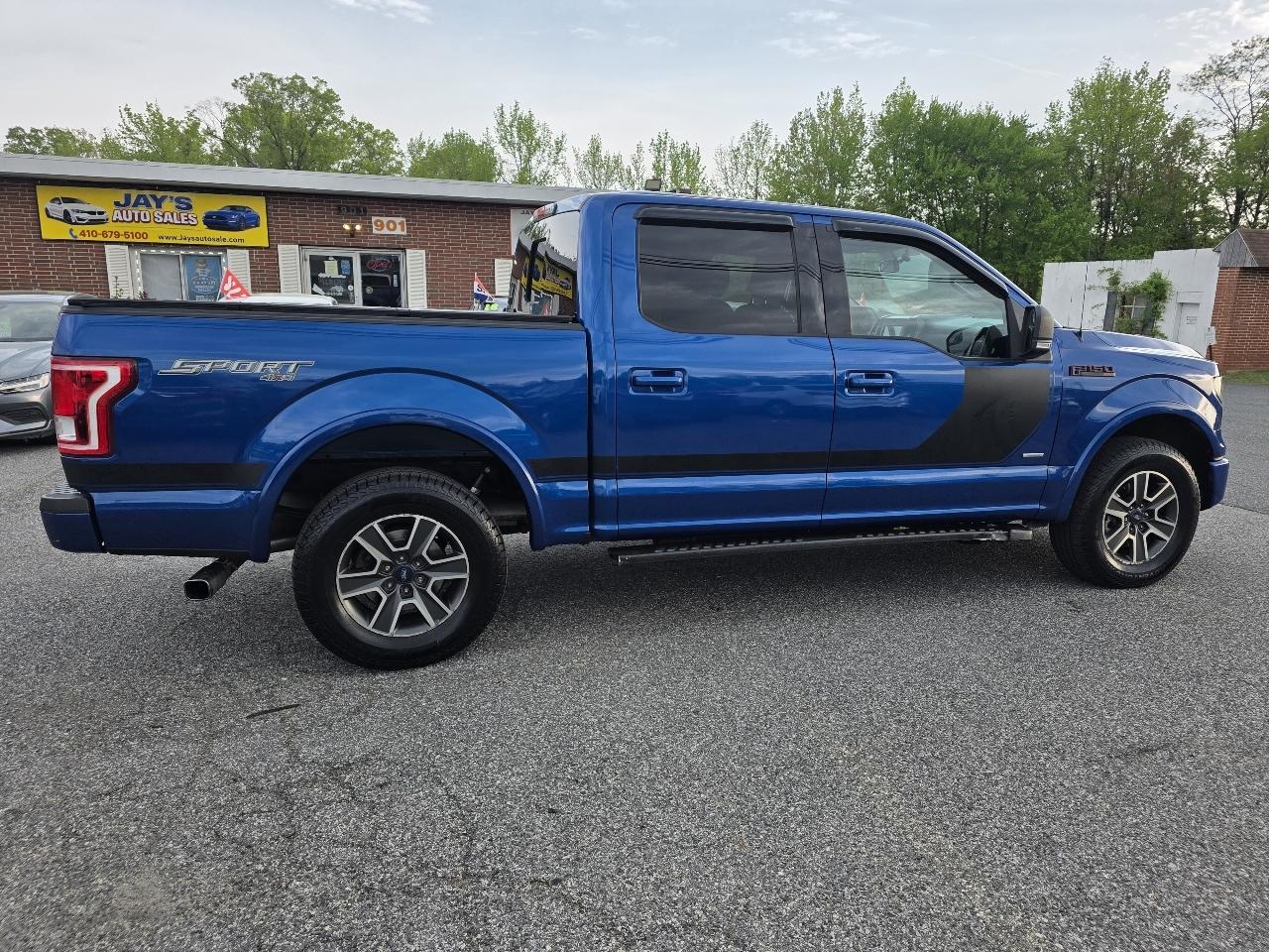 Ford F-150 XLT SuperCrew 5.5-ft. Bed 4WD 2017